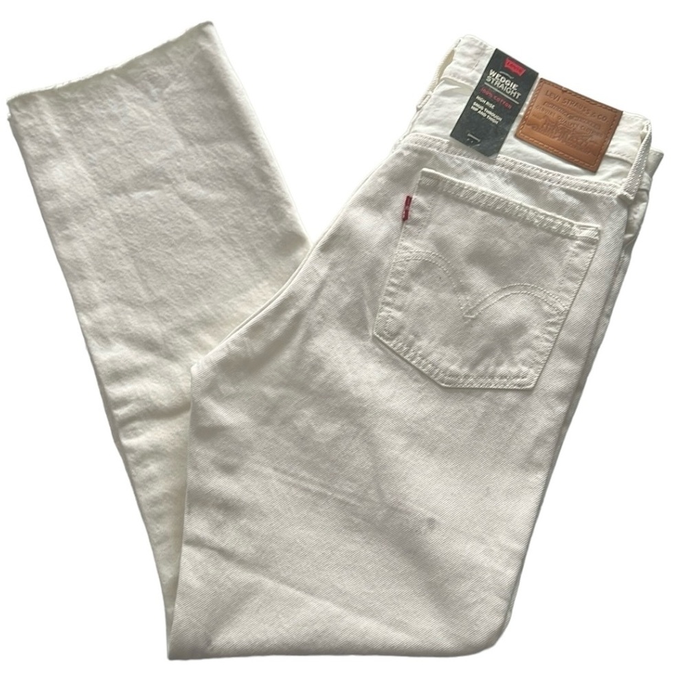 Levi’s Wedgie Straight - Picture 10 of 16